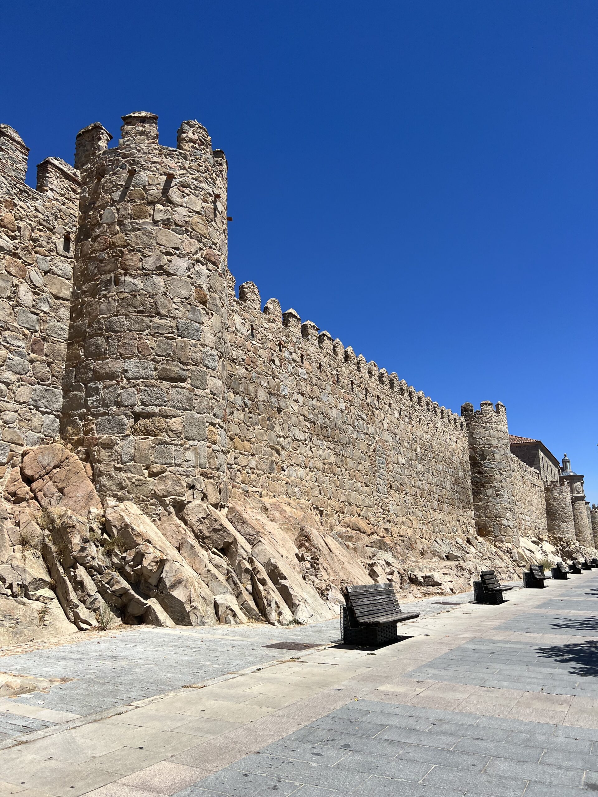 Medieval &Aacute;vila